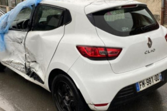 Pare choc arriere RENAULT CLIO 4