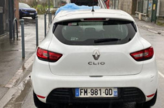 Pare choc arriere RENAULT CLIO 4