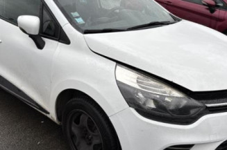 Pare choc arriere RENAULT CLIO 4