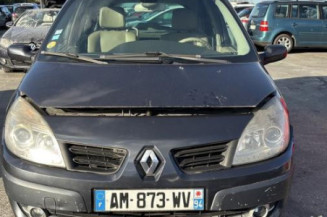 Custode arriere droit RENAULT GRAND SCENIC 2