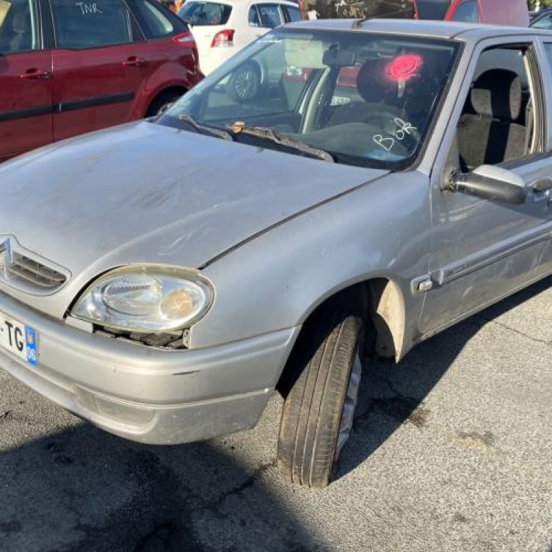 Pare choc arriere CITROEN SAXO Photo n°7