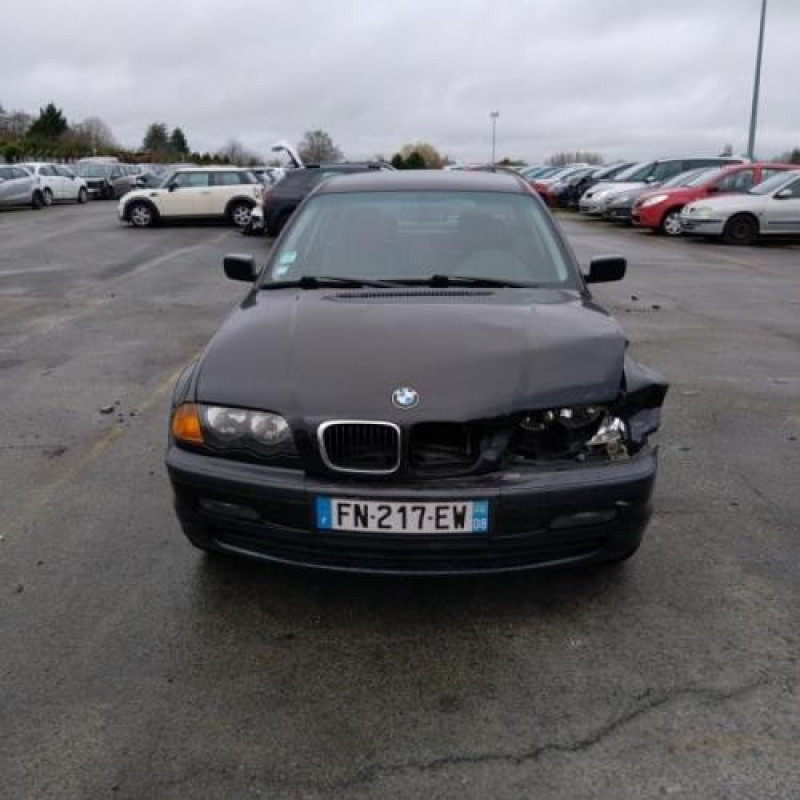 Pare choc arriere BMW SERIE 3 E46 Photo n°1