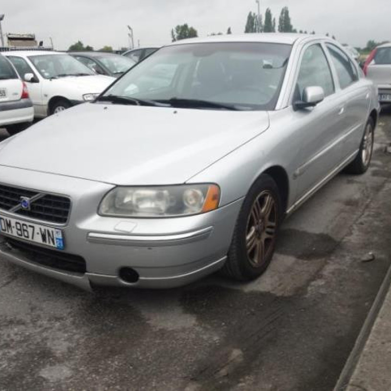 Pare choc arriere VOLVO S 60 1 Photo n°3