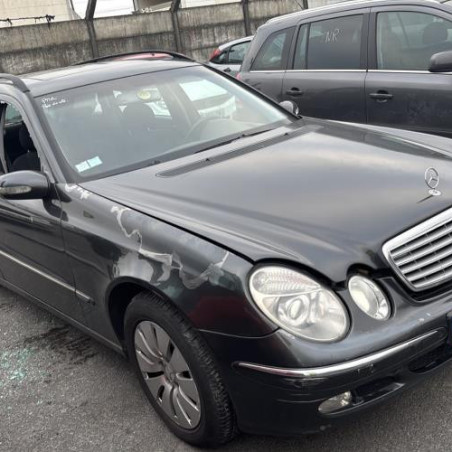 Custode arriere droit MERCEDES CLASSE E 211