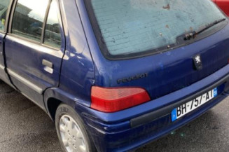 Pare choc arriere PEUGEOT 106