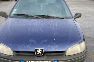 Pare choc arriere PEUGEOT 106