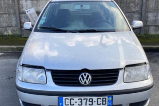 Pare choc arriere VOLKSWAGEN POLO 3