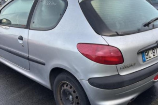 Pare choc arriere PEUGEOT 206