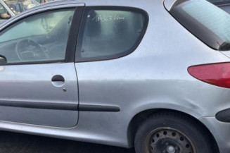 Pare choc arriere PEUGEOT 206