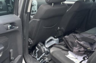 Poignee interieur arriere droit OPEL ZAFIRA B