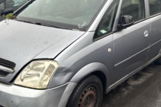 Custode arriere droit OPEL MERIVA A Photo n°1