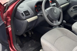 Poignee interieur arriere droit RENAULT CLIO 2