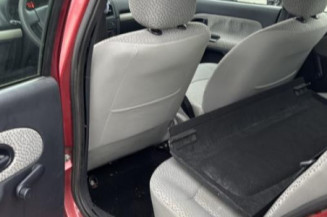 Poignee interieur arriere droit RENAULT CLIO 2