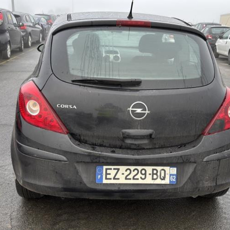 Optique avant principal droit (feux)(phare) OPEL CORSA D Photo n°9