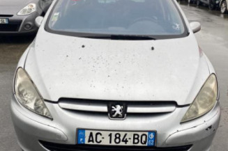 Pare choc arriere PEUGEOT 307