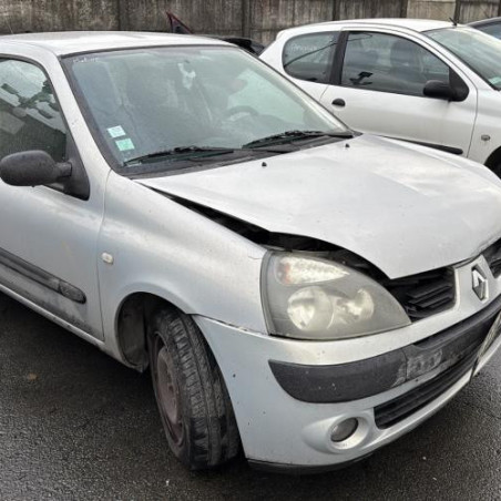 Pare choc arriere RENAULT CLIO 2