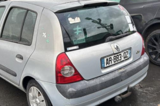 Pare choc arriere RENAULT CLIO 2