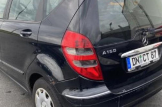 Custode arriere droit MERCEDES CLASSE A 169