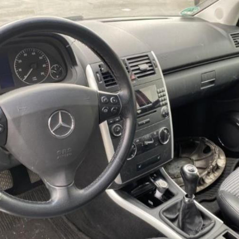 Poignee interieur arriere droit MERCEDES CLASSE A 169 Photo n°11