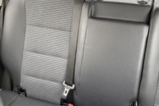 Poignee interieur arriere droit MERCEDES CLASSE A 169