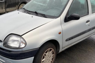 Pare choc avant RENAULT CLIO 2