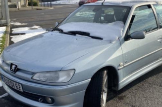 Custode arriere droit PEUGEOT 306