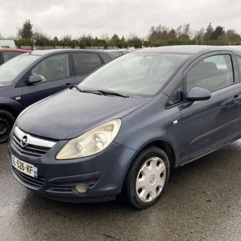 Custode arriere droit OPEL CORSA D Photo n°1