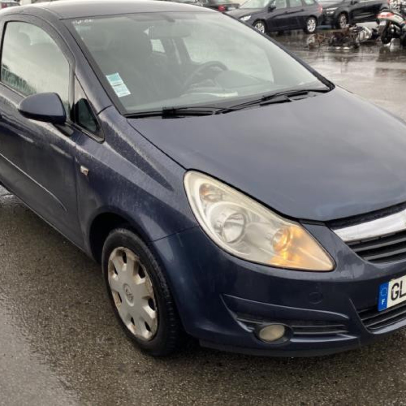 Custode arriere droit OPEL CORSA D Photo n°3