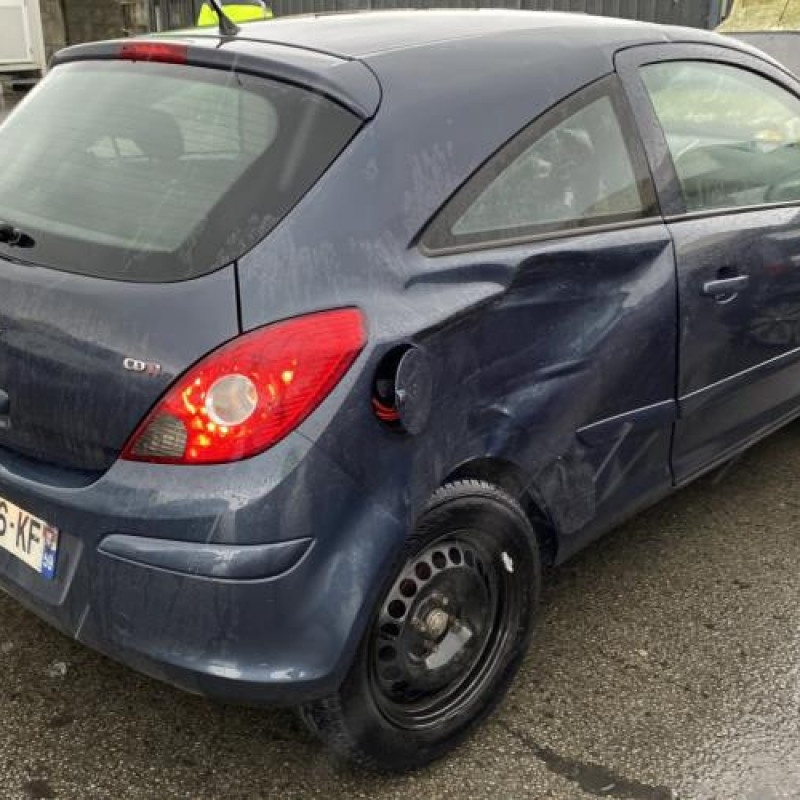 Custode arriere droit OPEL CORSA D Photo n°4