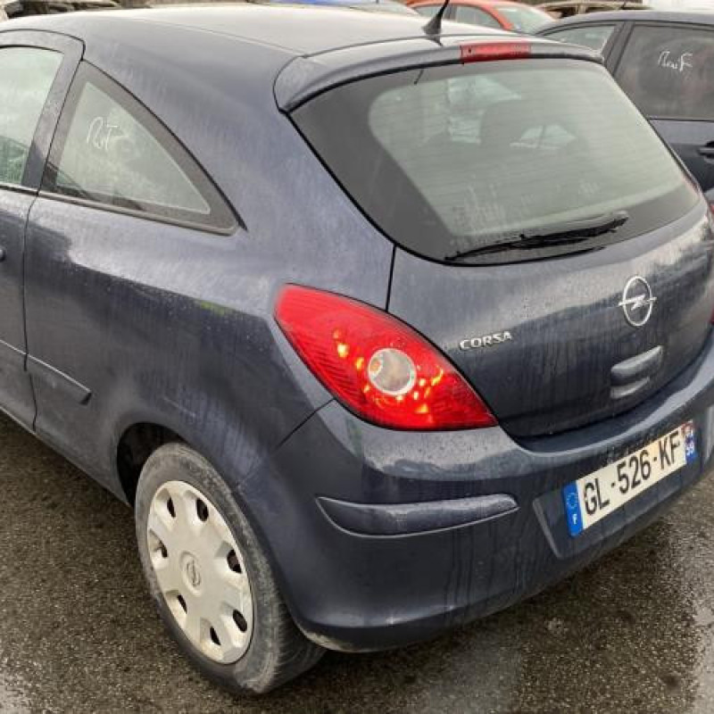 Custode arriere droit OPEL CORSA D Photo n°5