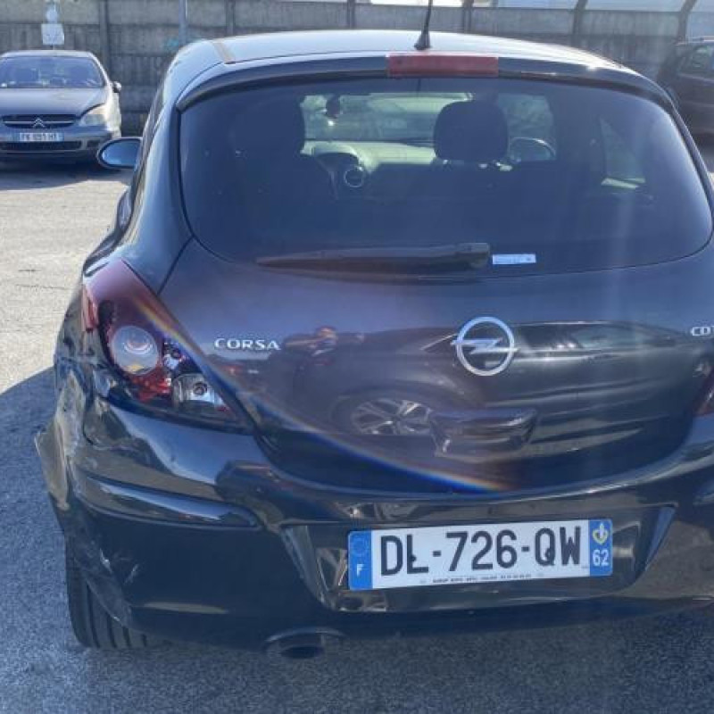 Custode arriere droit OPEL CORSA D Photo n°13