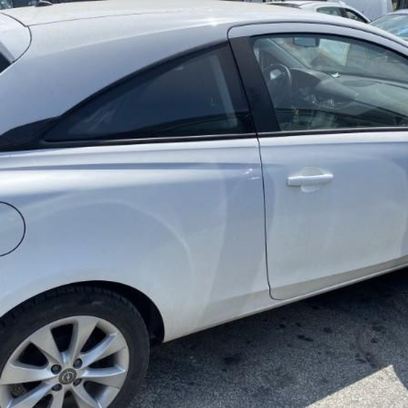 OPELCORSA E 1.4i - 16V Photo n°8