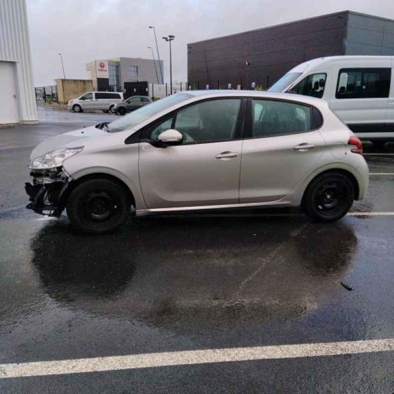 PEUGEOT208 1 PHASE 2 1.2 VTI - 12V Photo n°3