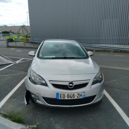 OPELASTRA J PHASE 1 1.7 CDTI - 16V TURBO Photo n°1