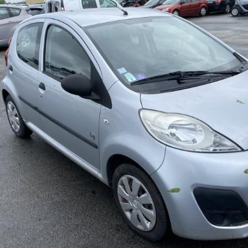 PEUGEOT107 PHASE 3 1.0i - 12V Photo n°1