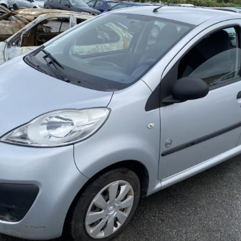 PEUGEOT107 PHASE 3 1.0i - 12V Photo n°2