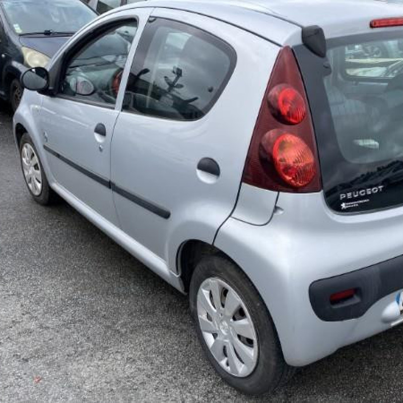 PEUGEOT107 PHASE 3 1.0i - 12V Photo n°3