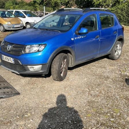 DACIASANDERO 2 PHASE 1 1.5 BLUE DCI - 8V TURBO Photo n°1