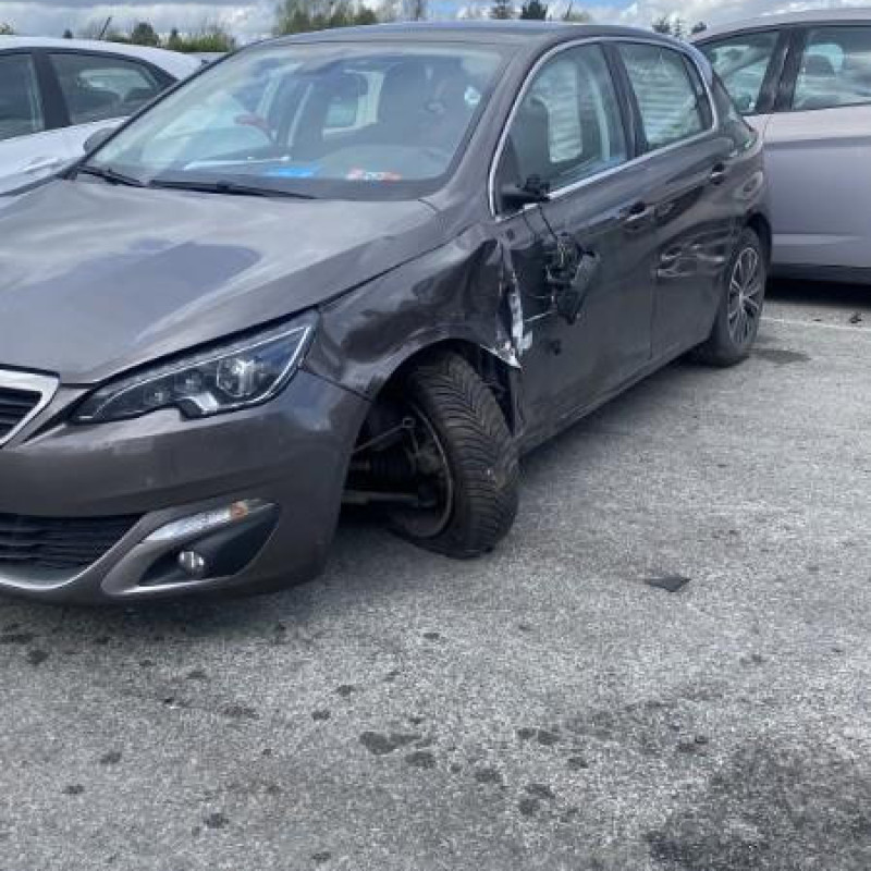 PEUGEOT308 2 PHASE 1 1.2 PURETECH - 12V TURBO Photo n°2