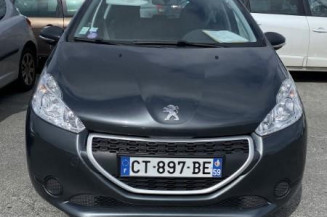 PEUGEOT 208 1 PHASE 1 1.2 VTI - 12V