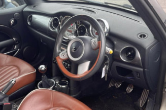 MINI  1 R52 CABRIOLET 1.6i - 16V KOMPRESSOR COOPER S