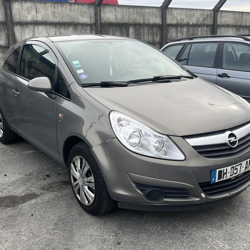 OPELCORSA D PHASE 1 1.2i - 16V Photo n°2