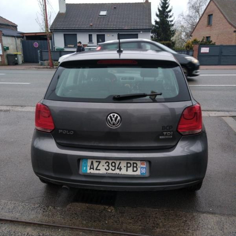 VOLKSWAGENPOLO 5 PHASE 1 1.6 TDI - 16V TURBO Photo n°1