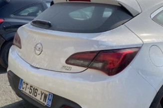 OPEL ASTRA J GTC 1.4i - 16V TURBO