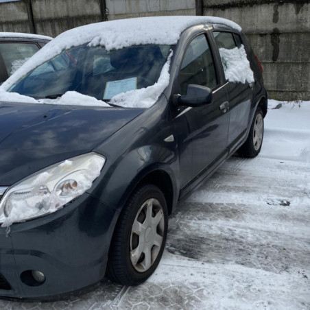 DACIA SANDERO 1 1.6i - 8V