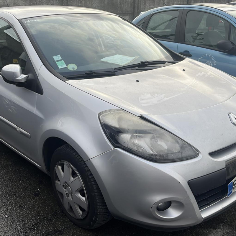 RENAULTCLIO 3 PHASE 2 1.5 DCI - 8V TURBO Photo n°12