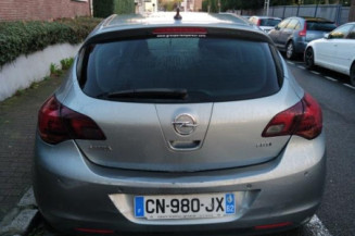 OPELASTRA J PHASE 1 1.7 CDTI - 16V TURBO Photo n°1