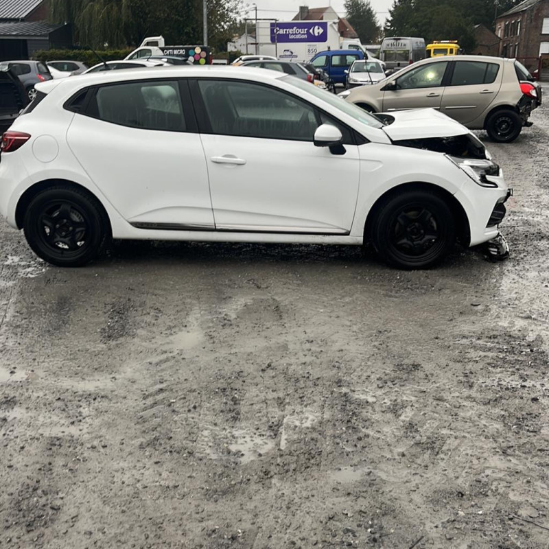 RENAULTCLIO 5 1.5 BLUE DCI - 8V TURBO HYBRID Photo n°2