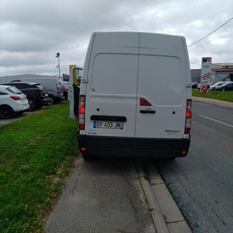 RENAULTMASTER 3 PHASE 2 2.3 BLUE DCI - 16V TURBO Photo n°3