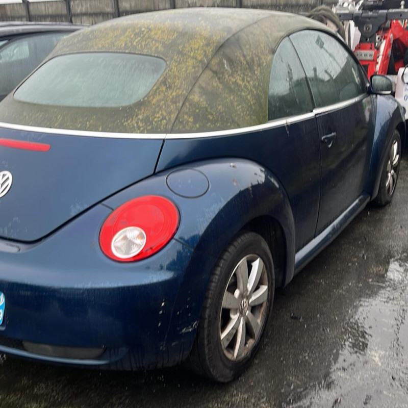 VOLKSWAGENNEW BEETLE 1 PHASE 1 CABRIOLET 1.9 TDI - 8V TURBO Photo n°4